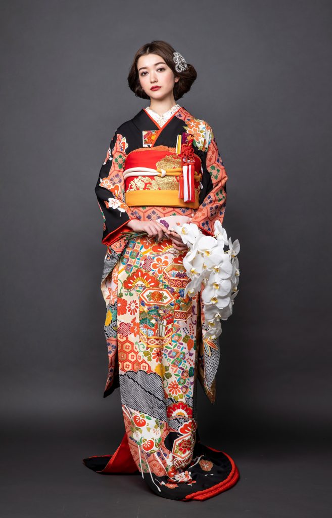 和装　花嫁　色打掛　本振袖　白無垢　神社挙式　和婚