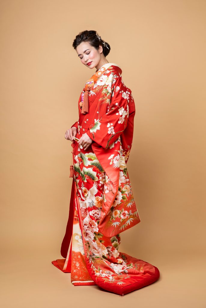 和装　花嫁　色打掛　本振袖　白無垢　神社挙式　和婚