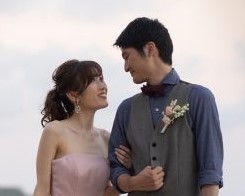 JUNOオリジナルカラードレスで叶えるWedding Party