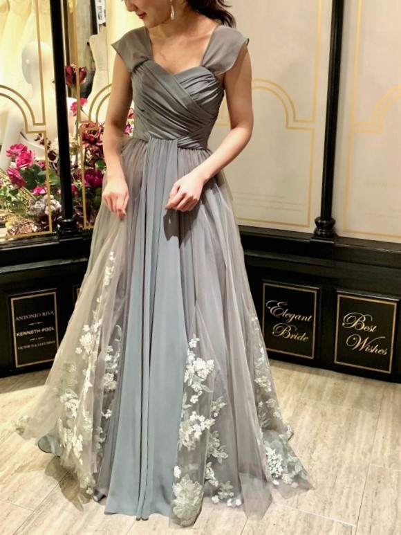 大切な結婚式はエレガントなドレスで | BLOG | DRESS紹介 | カラードレス | ST.MARGARET dress salon