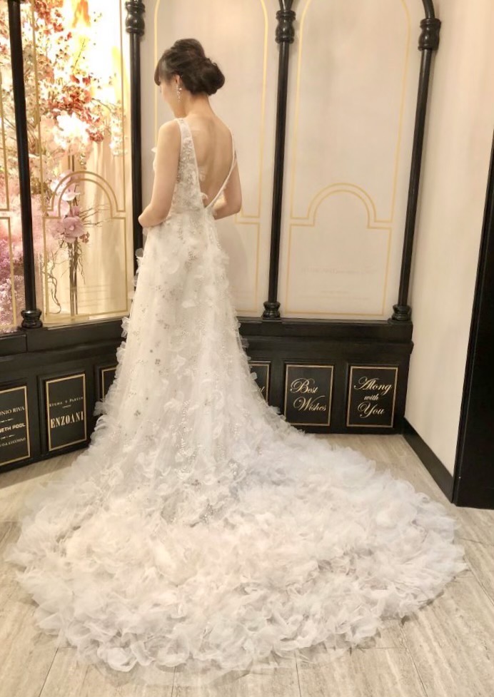 JUNO wedding dress bride bridal color Antonio Riva VERA WANG TREAT ジュノ　ドレス　ウエディング　ウェディング　カラードレス　アントニオ　リーヴァ　ヴェラ　アントニオ　リーヴァ　MARCHESA　マルケーザ　マルケッサ