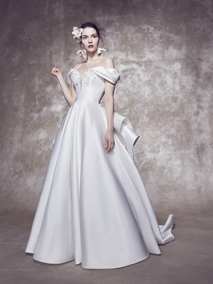 JUNO wedding dress color MARCHESA INES DI SANTO Antonio Riva VERA WANG ジュノ　ウエディング　ウェディング　ドレス　カラー　カラードレス　アントニオ　リーヴァ　マルケーザ　マルケッサ　イネス　ディ　サント　ヴェラ