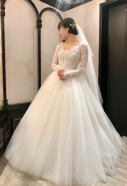 JUNO wedding dress bride bridal color Antonio Riva VERA WANG TREAT ジュノ　ドレス　ウエディング　ウェディング　カラードレス　アントニオ　リーヴァ　ヴェラ　KENNETH POOL　ケネス　プール