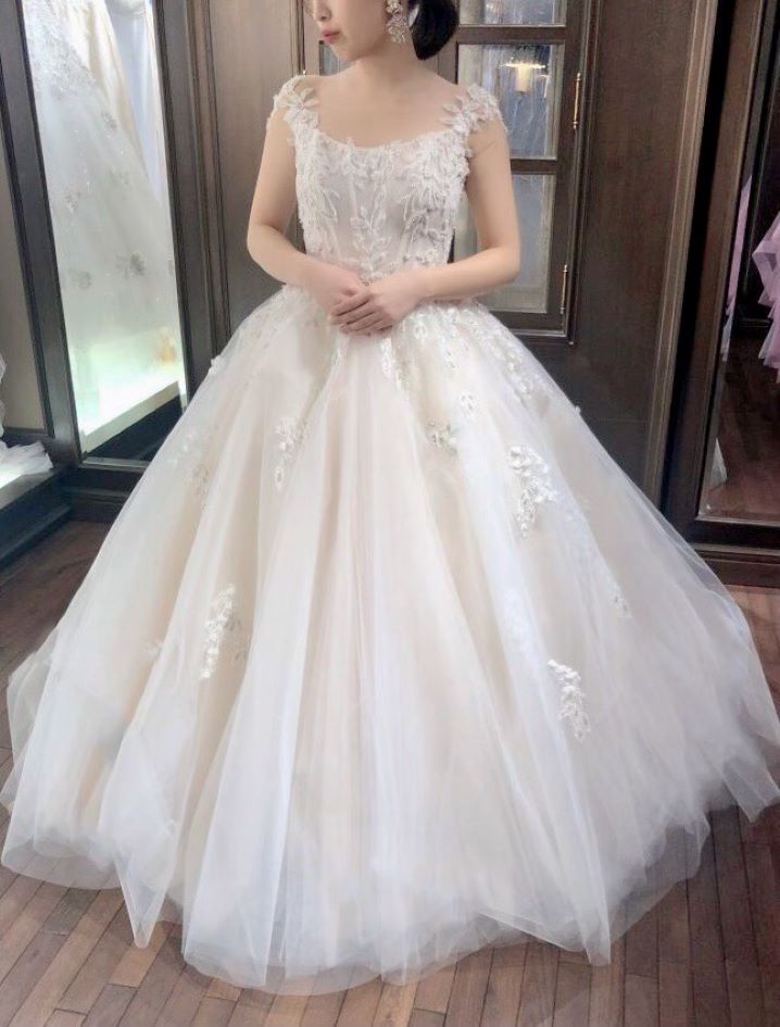 JUNO wedding dress bride bridal color Antonio Riva VERA WANG TREAT ジュノ　ドレス　ウエディング　ウェディング　カラードレス　アントニオ　リーヴァ　ヴェラ　INES DI SANTO　イネス　ディ　サント