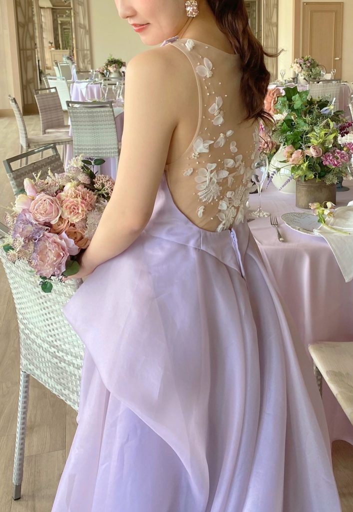 ラベンダーのカラードレスで大人フェミニンな花嫁様へ | JUNO(ジュノ 
