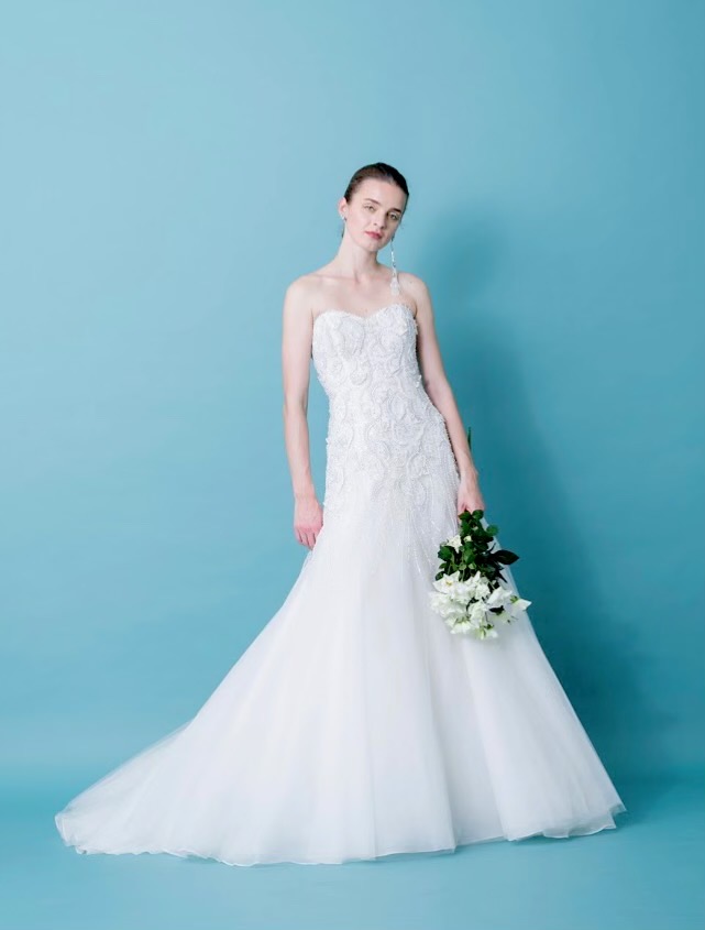 UNO wedding dress bride bridal color Antonio Riva VERA WANG TREAT ジュノ　ドレス　ウエディング　ウェディング　カラードレス　アントニオ　リーヴァ　ヴェラ　KENNETH POOL　ケネス　プール