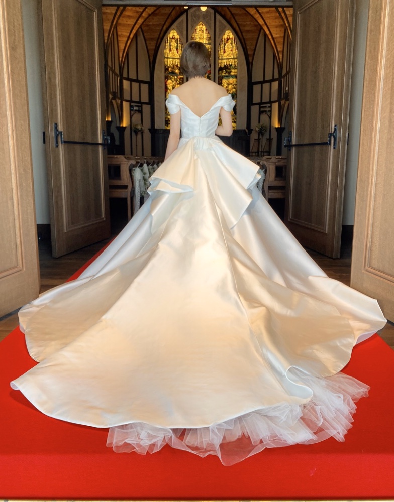 JUNO wedding dress bride bridal color Antonio Riva VERA WANG TREAT ジュノ　ドレス　ウエディング　ウェディング　カラードレス　アントニオ　リーヴァ　ヴェラ　MARCHESA マルケーザ