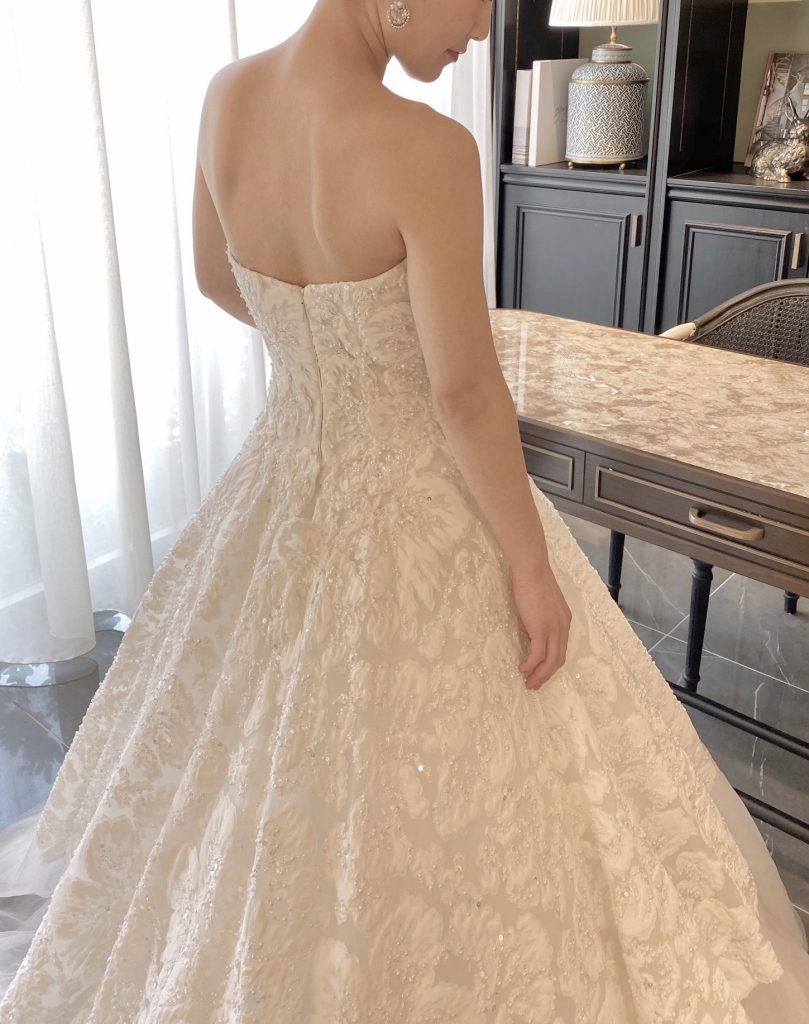 Isabelle Armstrong イサベル　アームストロング　JUNO ジュノ　Wedding Dress Color ウエディングドレス　カラードレス　ウエディング　ウェディング　ドレス