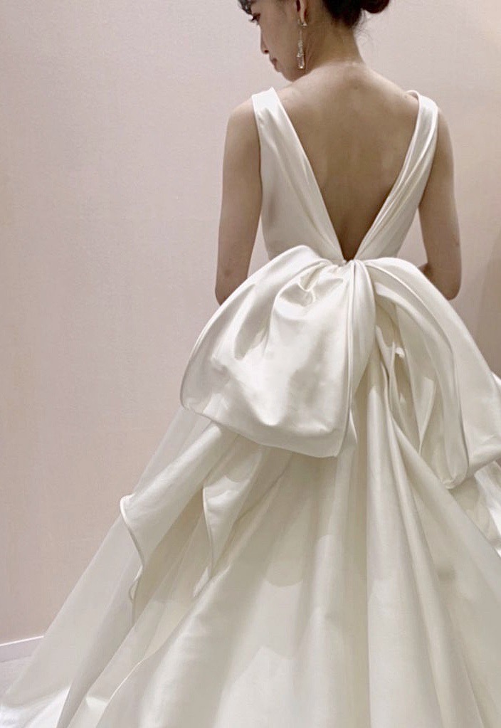 JUNO　ジュノ　ウエディング　ドレス　ウェディング　Wedding dress Antonio Riva アントニオ　リーヴァ