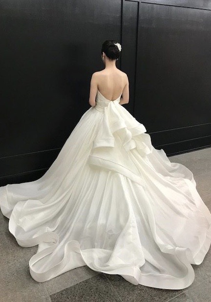 JUNO　ジュノ　ウエディング　ドレス　ウェディング　Wedding dress Antonio Riva アントニオ　リーヴァ