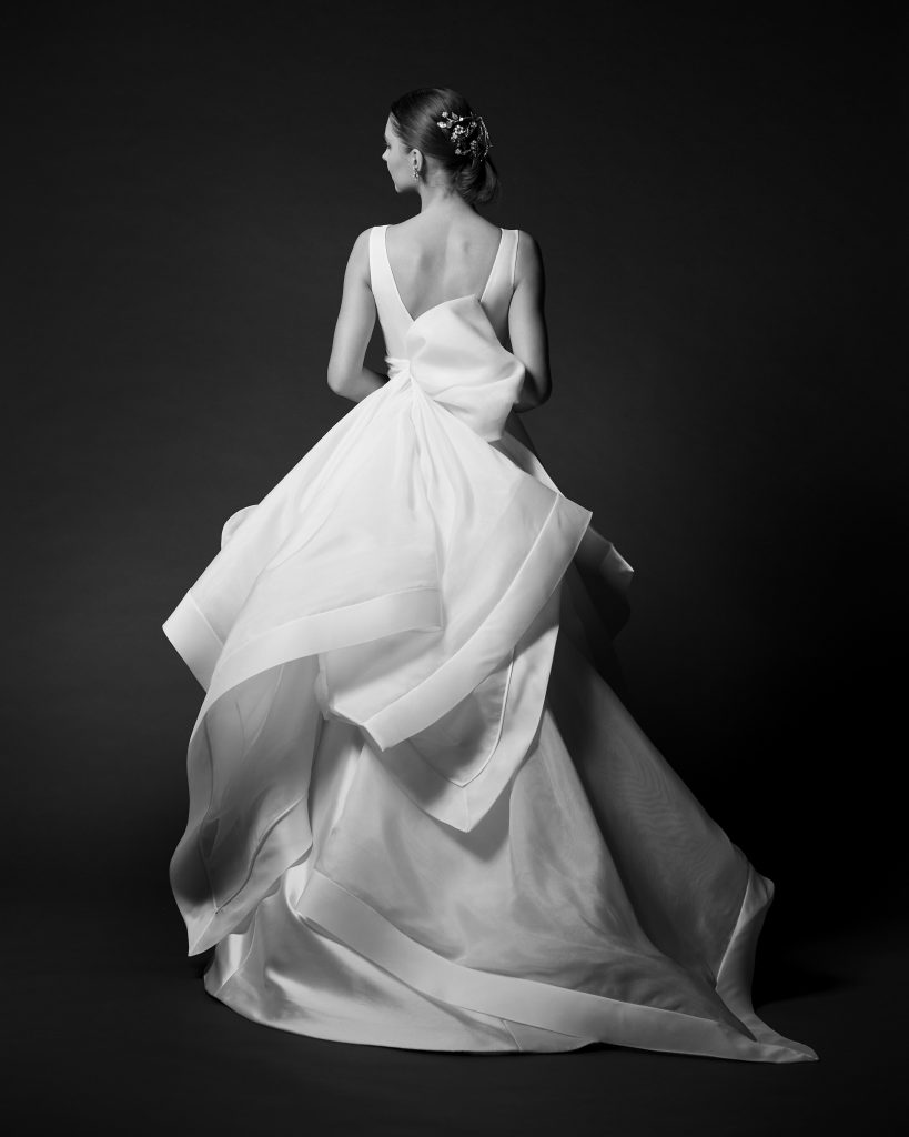 JUNO　ジュノ　ウエディング　ドレス　ウェディング　Wedding dress Antonio Riva アントニオ　リーヴァ