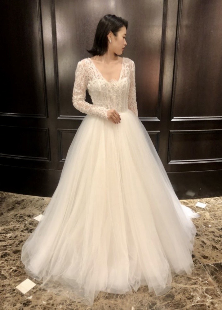 JUNO　ジュノ　ウエディング　ドレス　ウェディング　Wedding dress KENNETH POOL ケネス　プール