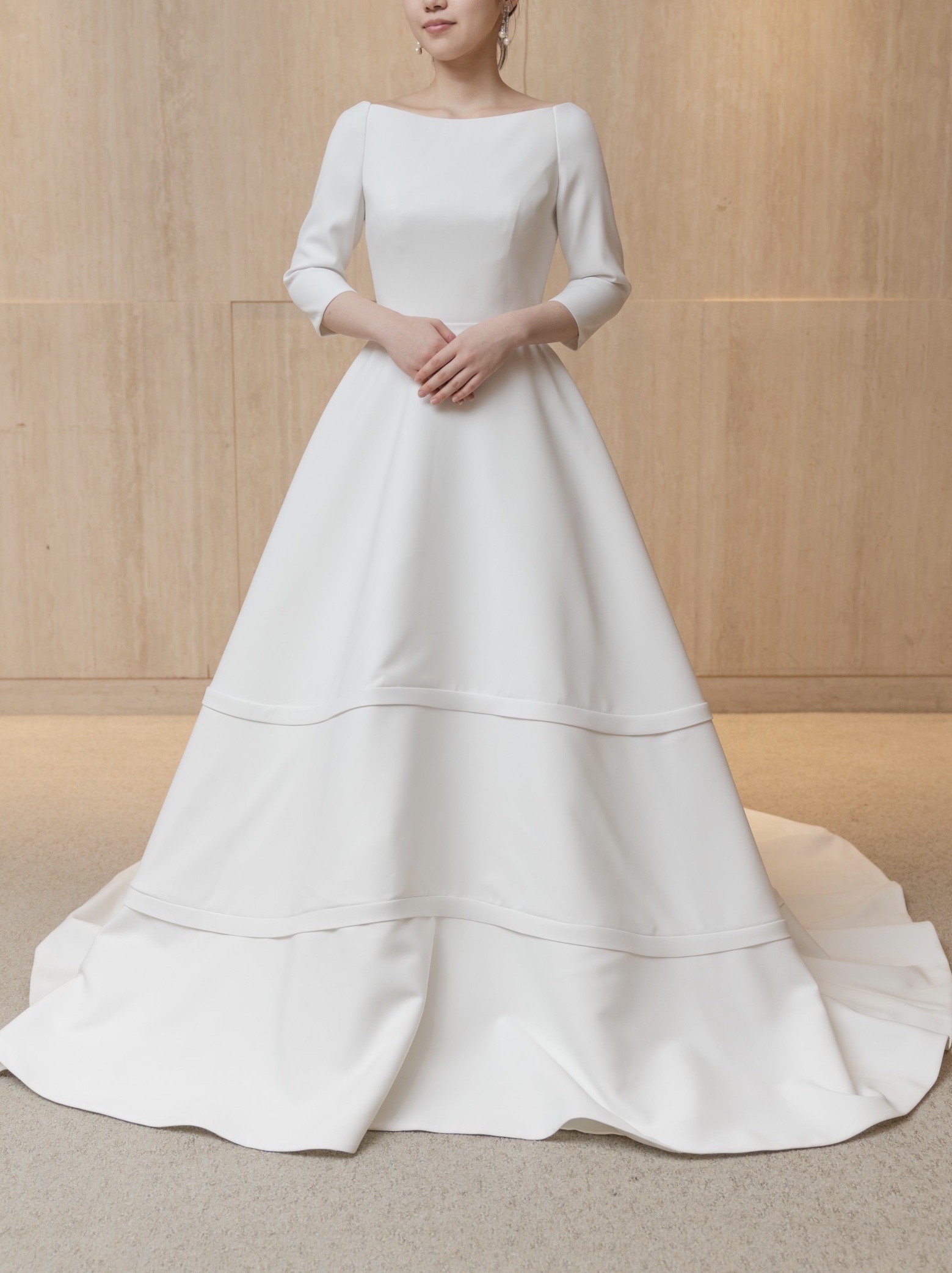 JUNO Original×Classic×Stylish　ホテル挙式の花嫁様にとっておきの一着