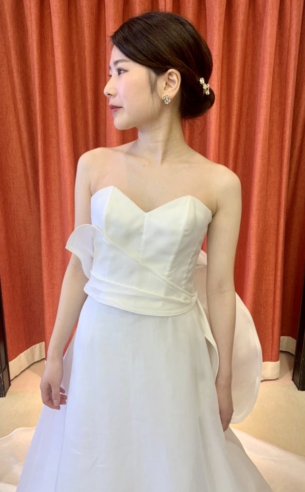 JUNO　ジュノ　ウエディング　ドレス　ウェディング　Wedding dress Color　Antonio Riva アントニオ リーヴァ