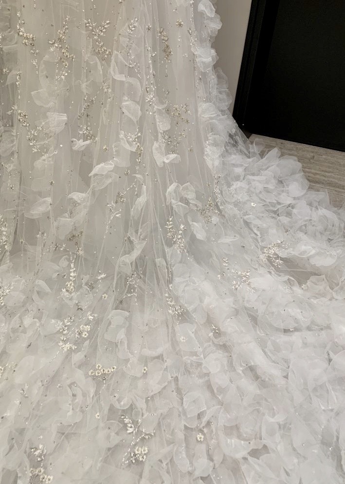 JUNO　ジュノ　ウエディング　ドレス　ウェディング　Wedding dress Color MARCHESA　マルケーザ　マルケッサ