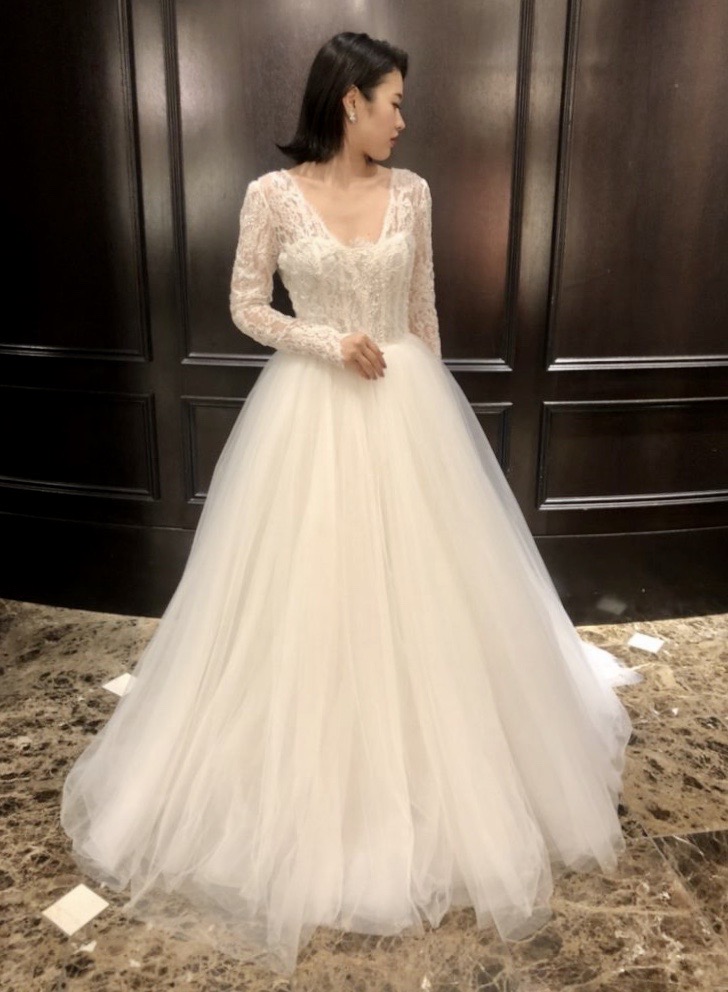 JUNO　ジュノ　ウエディング　ドレス　ウェディング　Wedding dress Color KENNETH POOL ケネス　プール　Amsale アムサラ