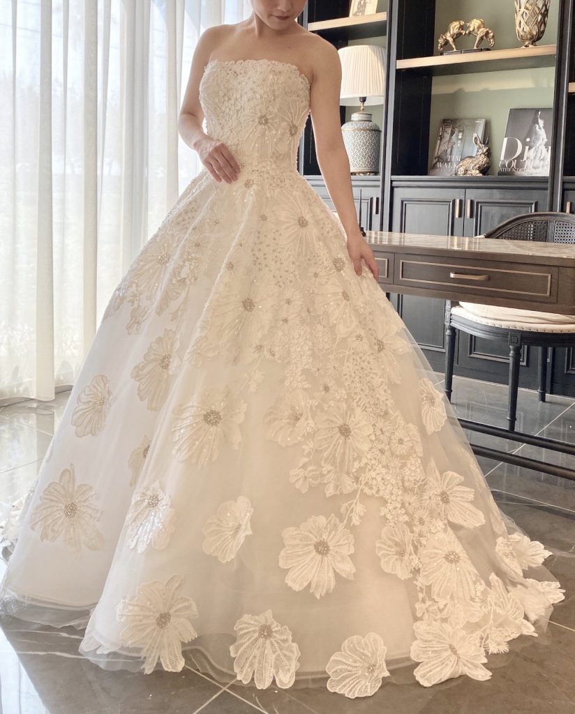 JUNO　ジュノ　ウエディング　ドレス　ウェディング　Wedding dress Color Isabelle Armstrong イザベル　アームストロング