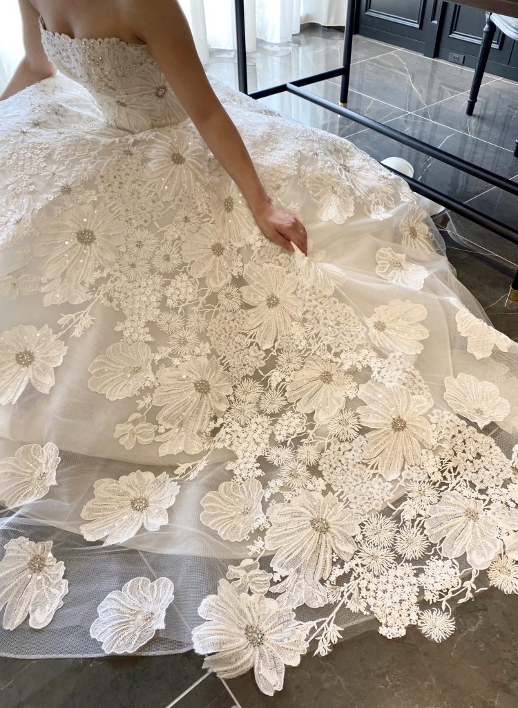 JUNO　ジュノ　ウエディング　ドレス　ウェディング　Wedding dress Color Isabelle Armstrong イザベル　アームストロング