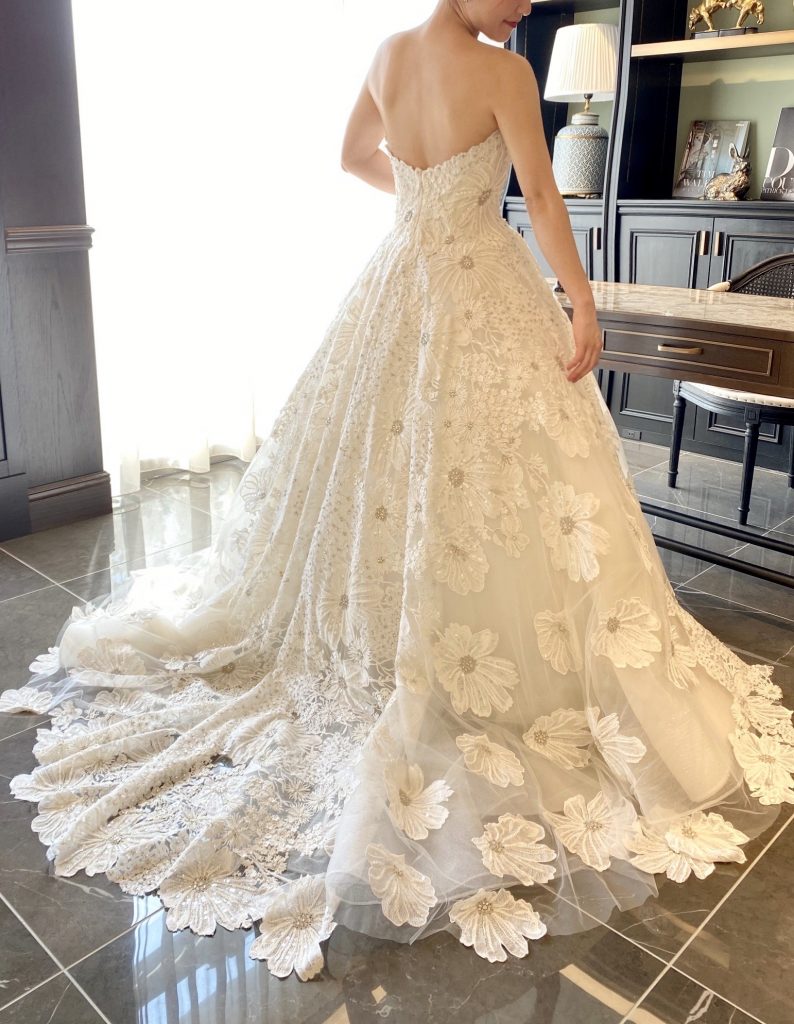 JUNO　ジュノ　ウエディング　ドレス　ウェディング　Wedding dress Color Isabelle Armstrong イザベル　アームストロング