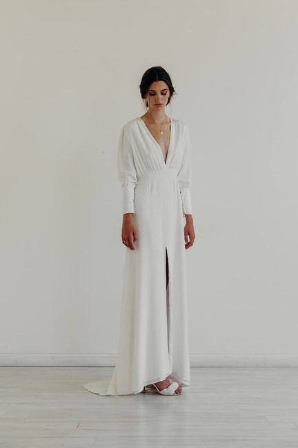 JUNO　ジュノ　ウエディング　ドレス　ウェディング　Wedding dress LENA MEDOYEFF レナ　メドエフ