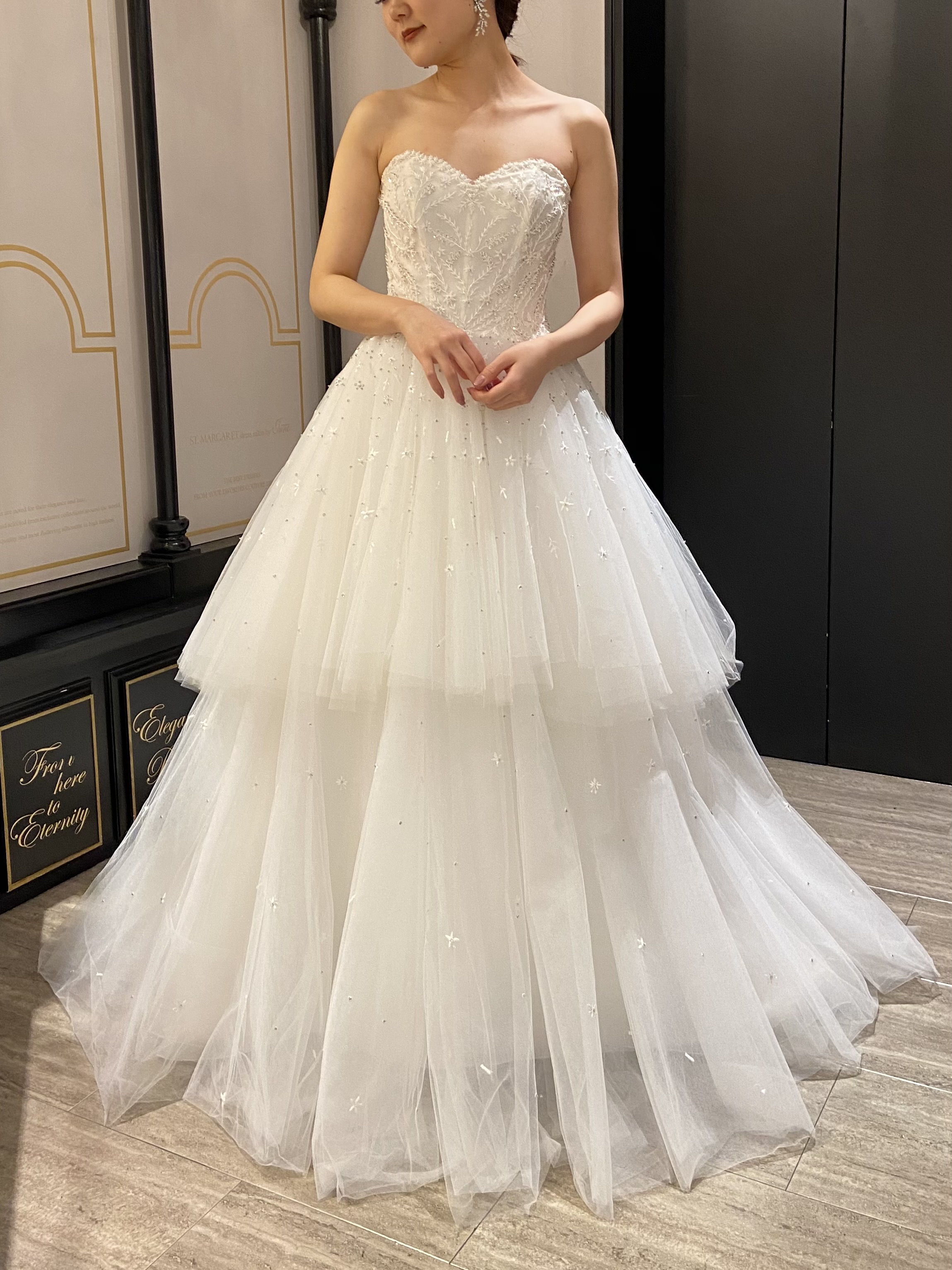 【限定お値下げ中】イネスディサント　ウェディングドレス　ドレス　elated INES DI SANTO(イネス ディ サント）で叶えるフェミニンな