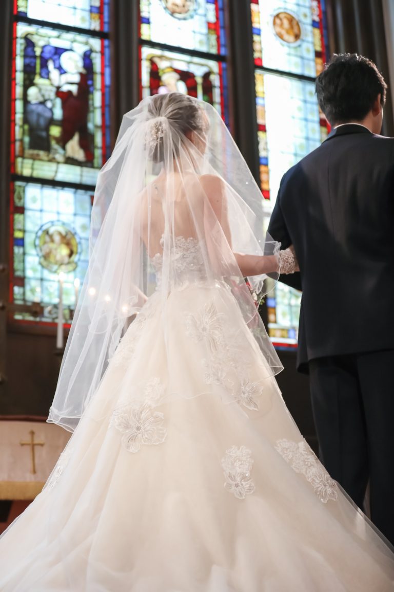 【INES DI SANTO×KENNETH POOL】世界トップブランドの衣裳で過ごす最愛の一日