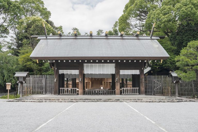 伊勢山皇大神宮