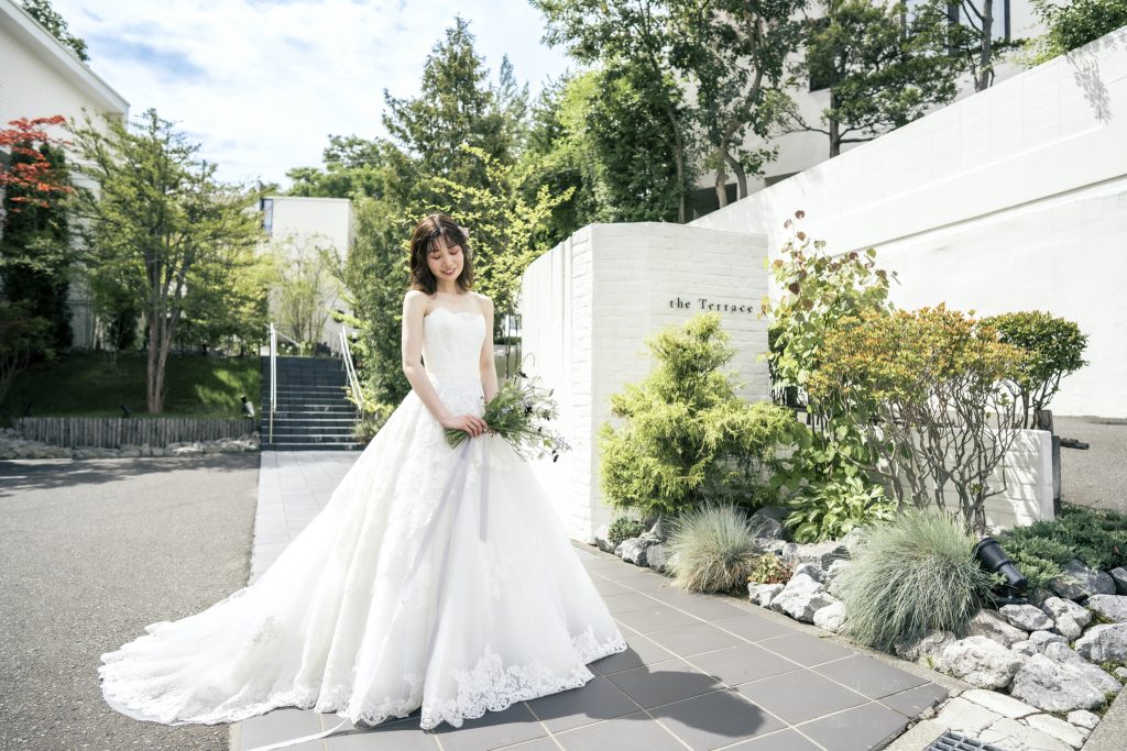 札幌で人気の結婚式場”the Terrace”でのドレス撮影レポート