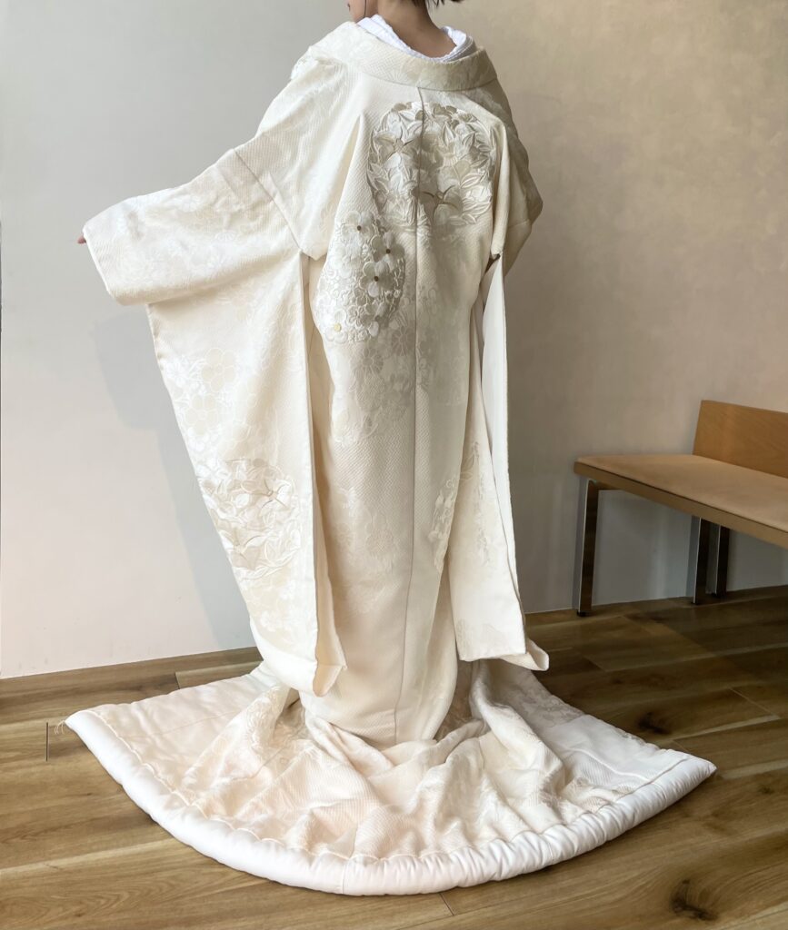 白無垢　和装コーディネート　Japanese Kimono Wedding　吉祥花の丸紋　JUNO　ジュノ