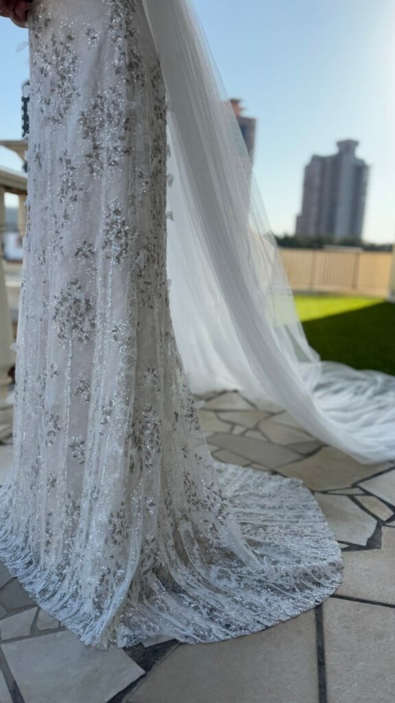 Francesca Miranda　フランチェスカミランダ　Alheli　アルヘリ　スレンダー　Wedding Dress　ウェディングドレス