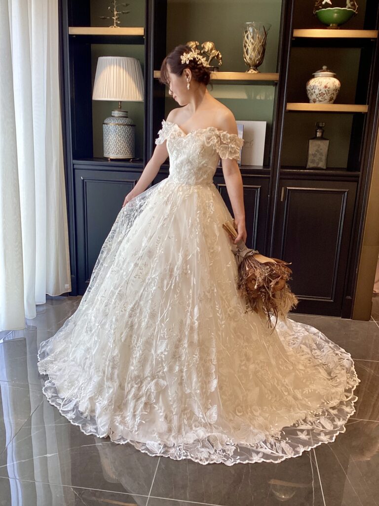 esum　エスム　ウェディングドレスLeonardo　レナード　Wedding Dress JUNO　ジュノ　