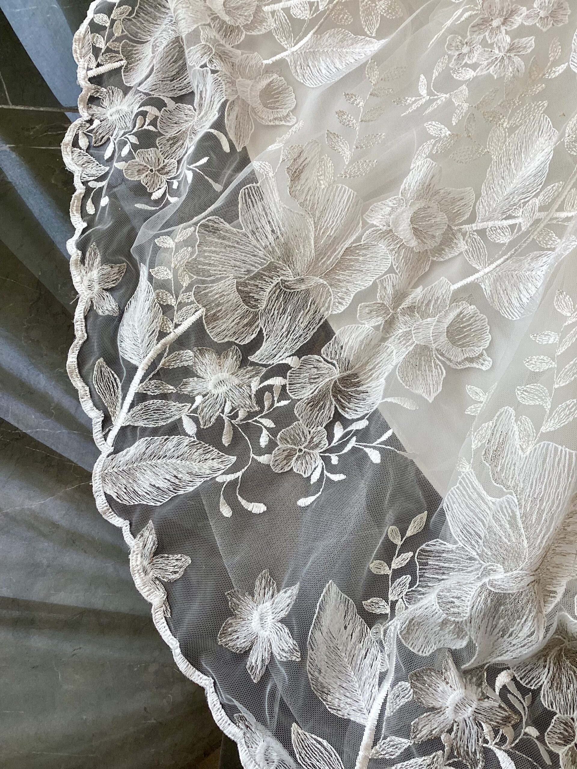 esum　エスム　ウェディングドレスLeonardo　レナード　Wedding Dress JUNO　ジュノ　