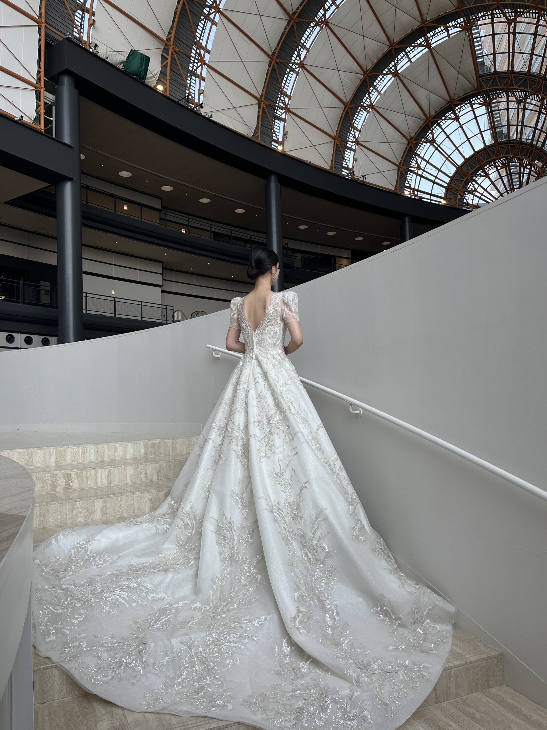 esum　エスム　Sargent　サージェント　JUNO ジュノ　Wedding Dress　ウェディングドレス　