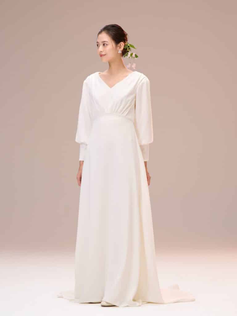 esum エスム オリジナルドレス スレンダードレス ウェディング ウェディングドレスweddingdress wedding dress JUNO 袖付きドレス 長袖ドレス クレープ素材 Vネック LIL シンプルドレス ナチュラルドレス ミニマム タイムレス レストランウェディング 少人数ウェディング